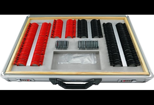 Boîte d’essai avec 260 verres de mesure avec cerclage en plastique