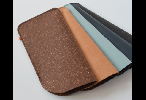 PIM assortiment - Étui -  Fabriqué à partir de déchets de cuir recyclés.