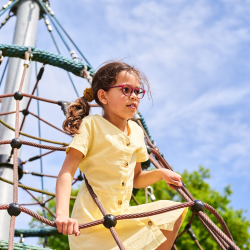 Kim framboos/ donkerblauw, maat 44