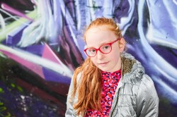 Sara transparant rood/rood, maat 44